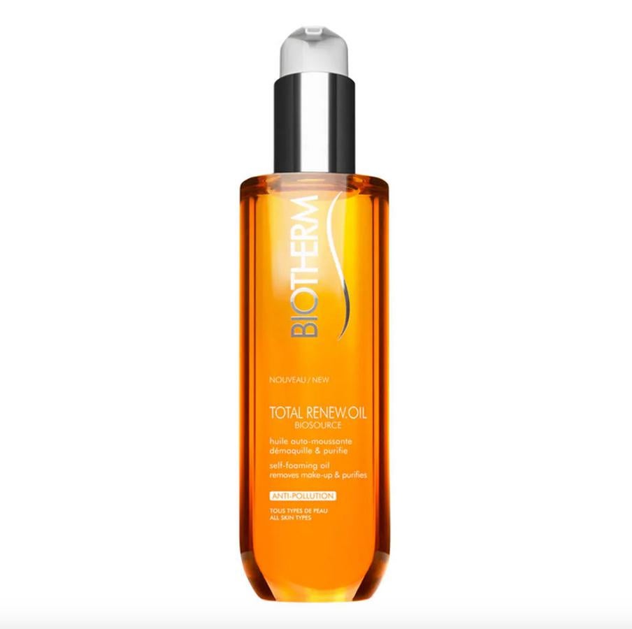 Biotherm tiene entre sus productos este aceite autoespumante, con aceites vegetales de origen natural, que incluye un agente anticontaminación con el que elimina el 73% de las partículas finas y el maquillaje de larga duración con una sola aplicación, fácil y agradable. En Sephora está rebajado y ahora podemos encontrarlo  por 17,95 euros .