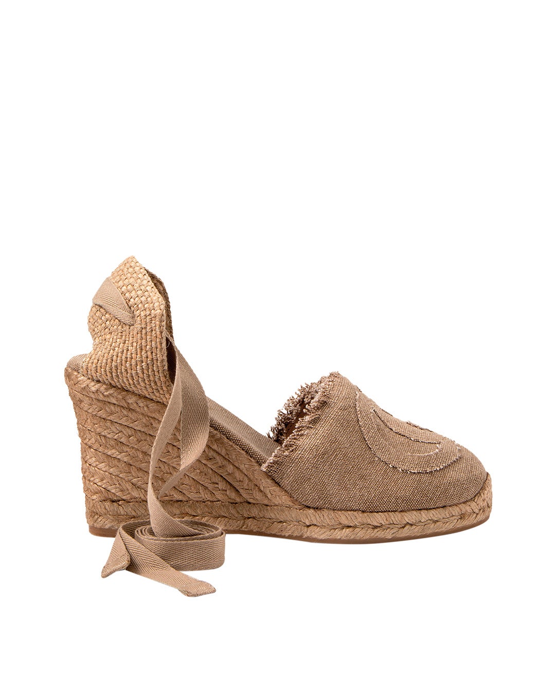 Alpargatas de Gloria Ortiz (55,99 €).