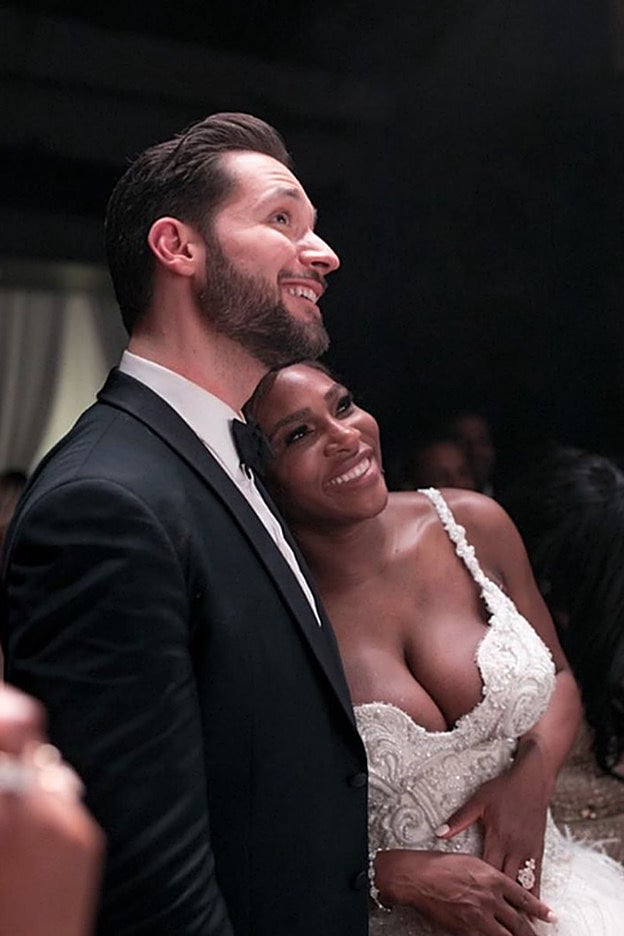 Un retrato de Alexis Ohanian y Serena Williams el día de su boda, en 2017.