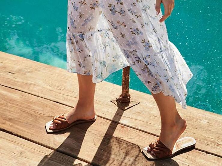 Fotos: Descubre las 15 sandalias planas más cómodas y bonitas de la temporada