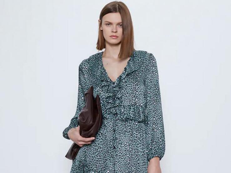 Fotos: Once vestidos animal print que puedes comprar en Zara, Stradivarius y H&M por menos de 16 euros