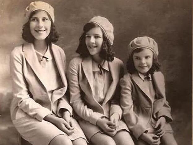 foto de las hermanas Gumm; Judy Garland es la más pequeña