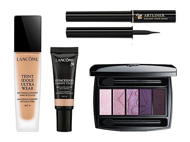 Base de nmaquillaje Teint Idole Ultra Wear, yeliner Artiliner, corrector Effacernes Longue Tenue, y sombras de ojos Hypnôse Palette; todos de Lancôme.