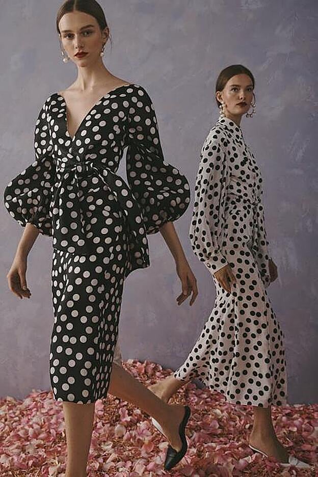 Esta es la colección Crucero 2020 de Carolina Herrera en la que está inspirado el vestido de Mango.