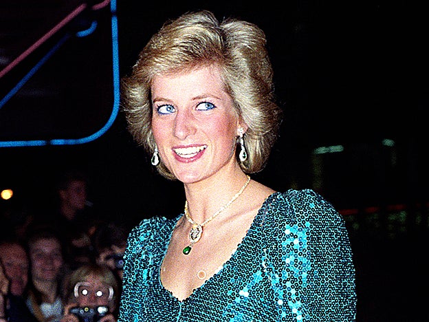 La pincesa Diana no usaba siempre el mismo tono de azul, sino que usaba los diferentes matices de la gama.