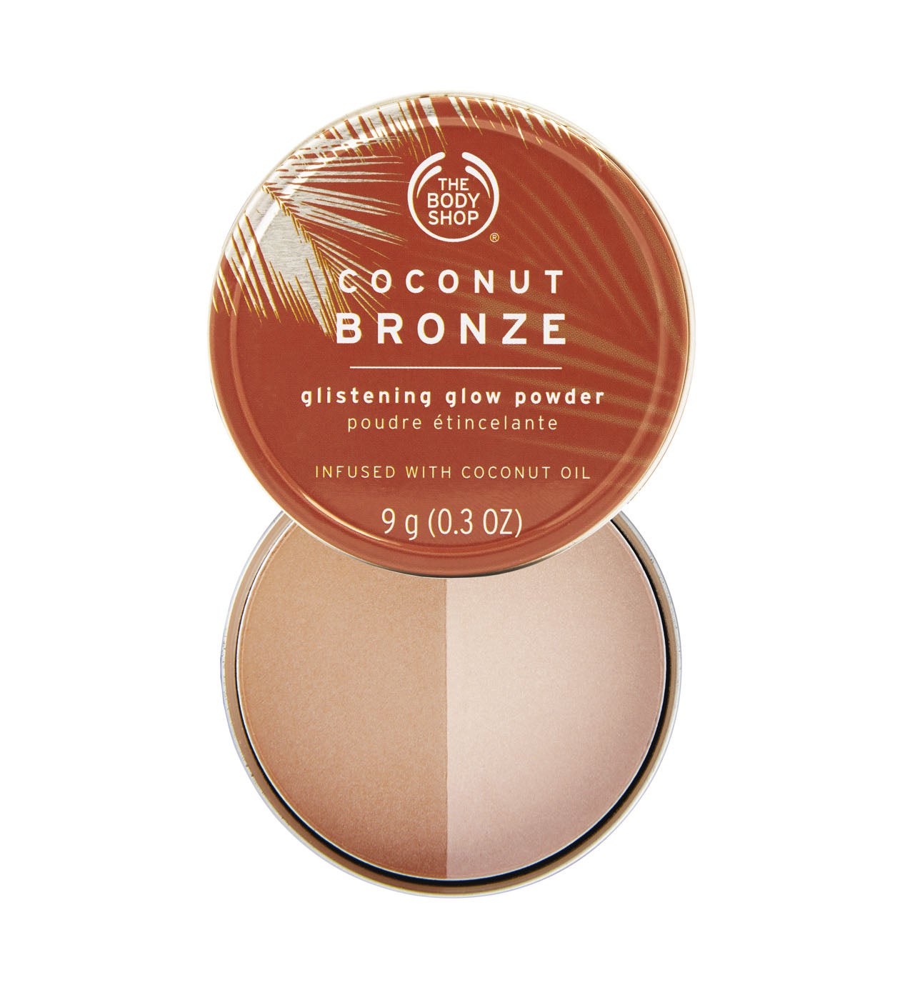 Con la esponja que acompaña al producto se mezclan ambos polvos (bronceador e iluminador) y se aplican en pómulos, clavículas y puente de la nariz para conseguir un efecto inmediato de piel bañada por el sol, con un acabado luminoso. Glistening Glow Bronzing Powder Coconut Bornze de The Body Shop (15 €).