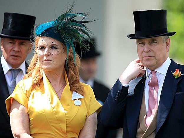 Una de las últimas apariciones públicas de Sarah Ferguson y el príncipe Andrés, padres de Beatriz de York.