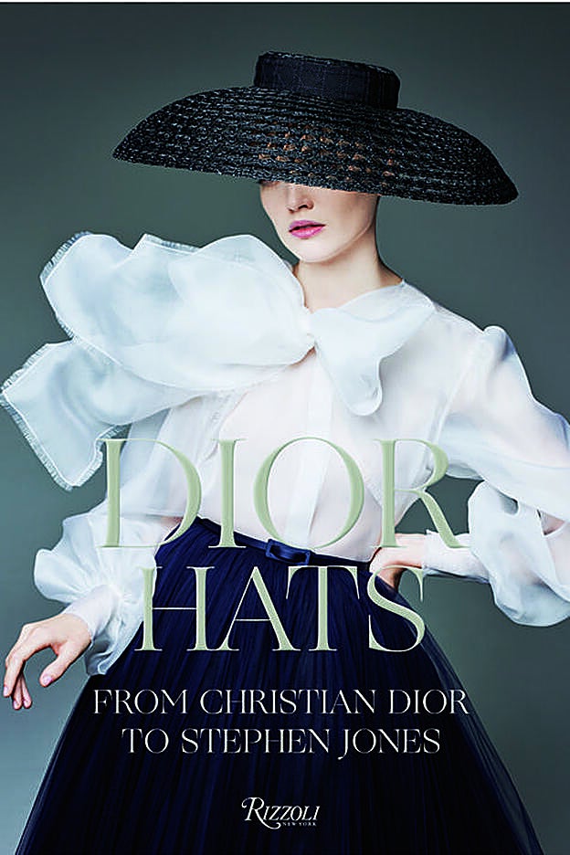 Portada 'Dior hats'.