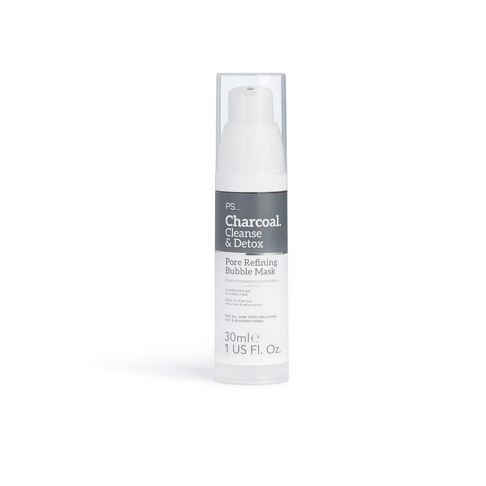 Mascarilla espumosa Charcoal Cleanse & Detox de Primark que limpia en profundidad y minimiza los poros y otras pequeñas imperfecciones del rostro. (3,50 euros).