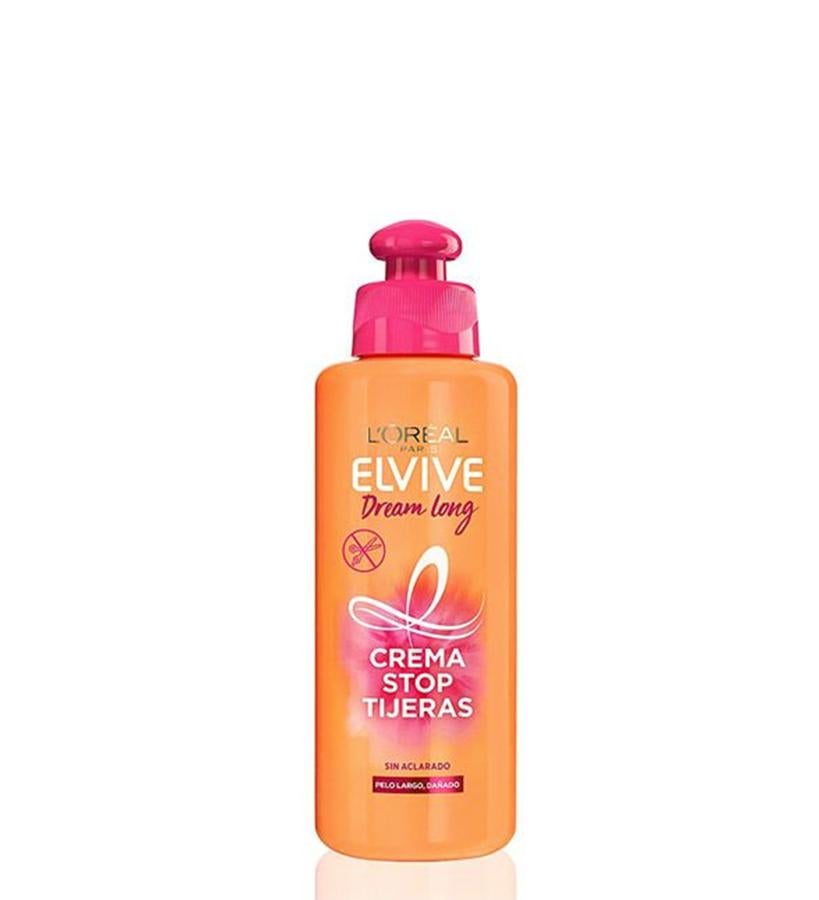 Protege el pelo de la rotura y las puntas abiertas. No solo salva los últimos tres centímetros de las tijeras, sino que también protege el resto de la melena al utilizar herramientas de calor. Elvive Dream Long Crema Stop Tijeras de L’Oréal Paris (3,99 €).