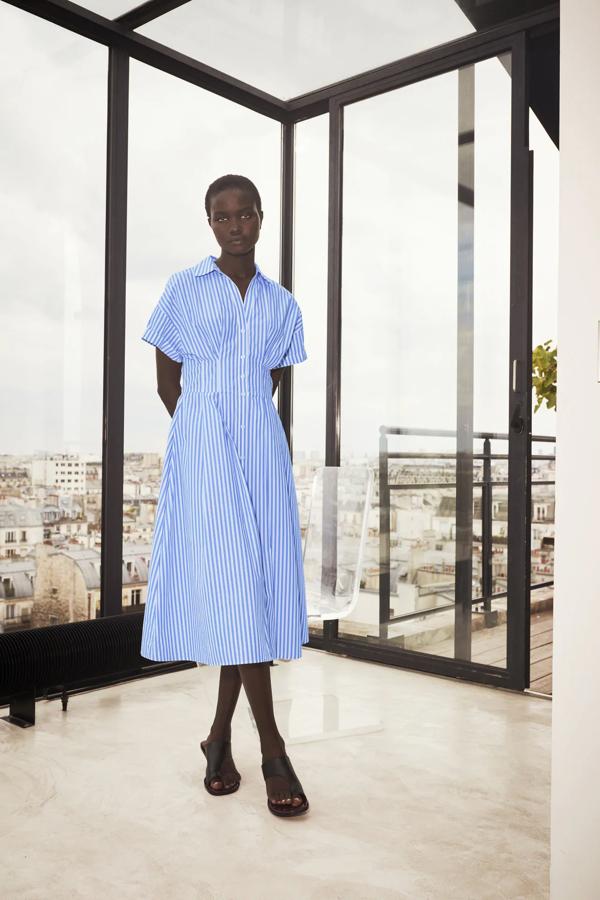 Este vestido camisero de rayas es perfecto para los primeros días de vuelta a la oficina. Está rebajado a 19.95 euros en los Special Prices de Zara.