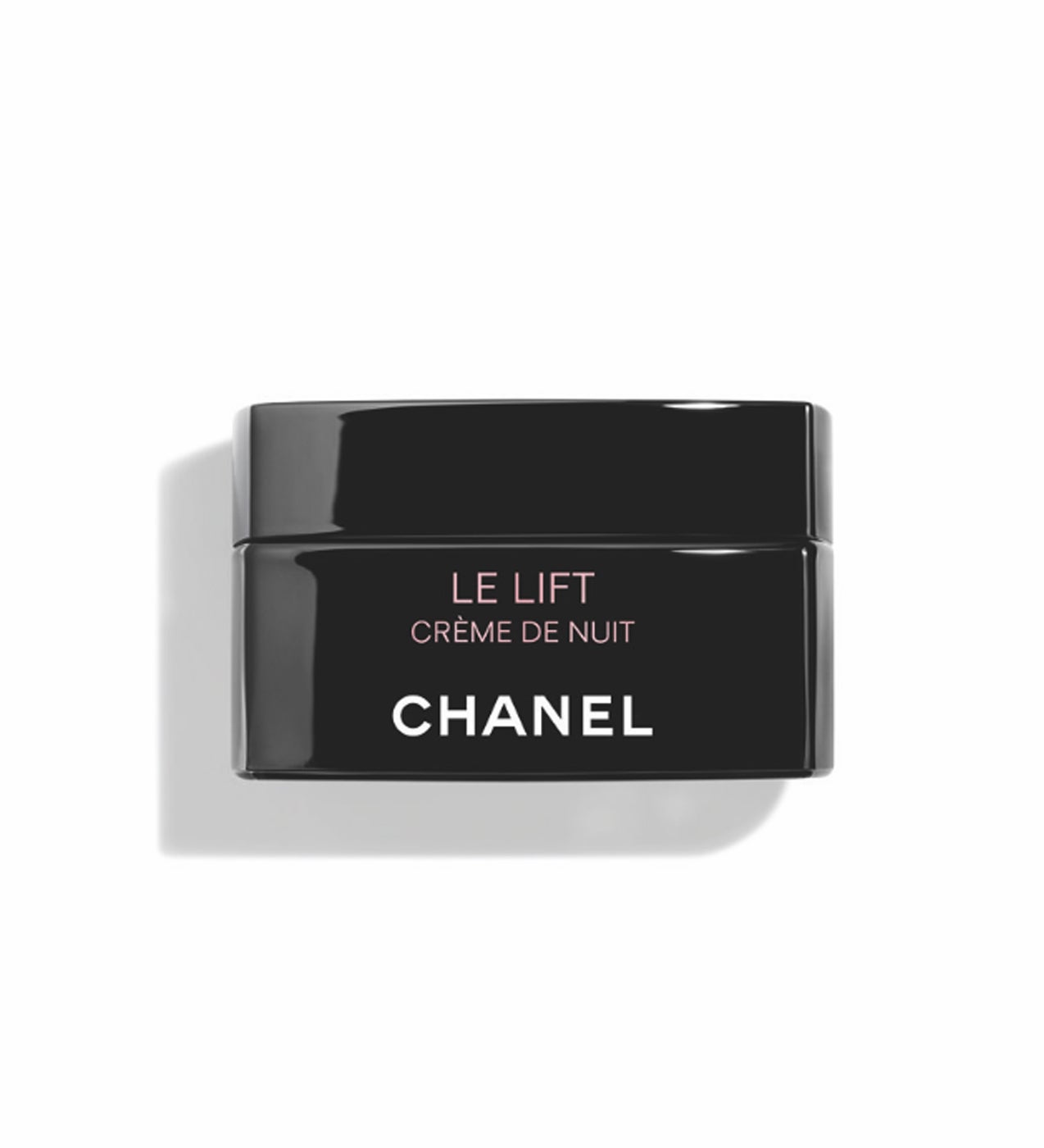 Formulada a partir de una combinación de ácido hialurónico de alto peso molecular y glicerina para hidratar la piel y complejo Neuractive Night, que calma la piel y estimula su renovación. Su textura cremosa, fresca y aterciopelada, gracias a la combinación de aceites y mantecas de aceite de jojoba y de karité, envuelve al rostro con una caricia calmante que desestresa la piel y la mente. Le Lift Crème de Nuit de Chanel (125 €).