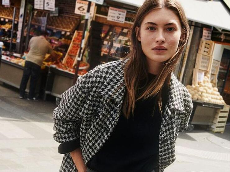 Fotos: 14 chaquetas por menos de 50 euros que te combinarán con todo este otoño