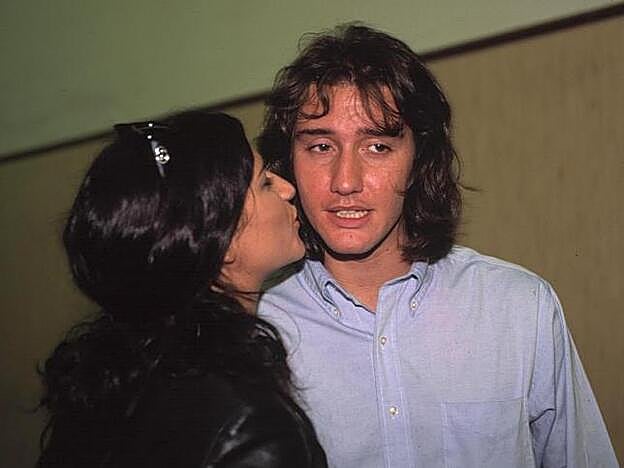 Laura Pausini junto a su primer gran amor, su manager ALfredo Cerruti.