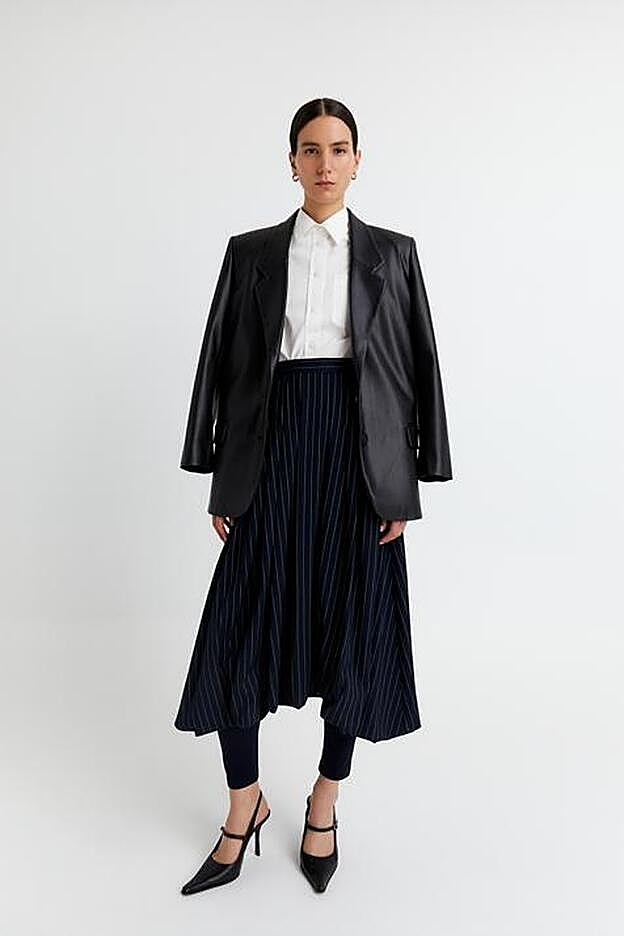 Falda de raya diplomática, de Sfera.