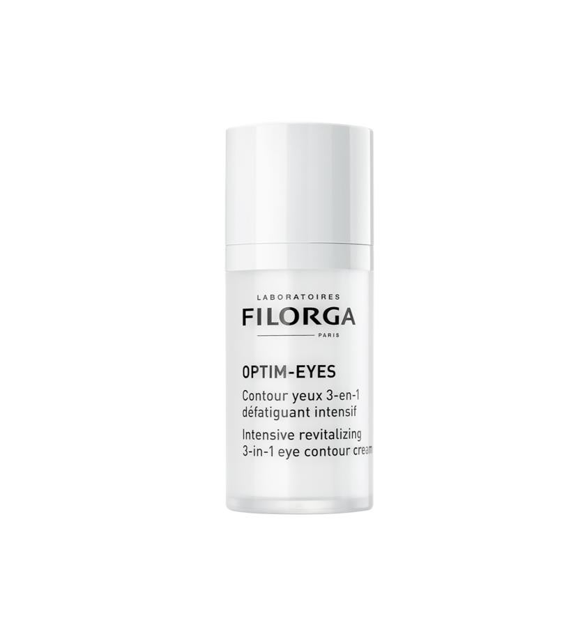 La crisina  activa la eliminación de los pigmentos azules y rojos para borrar las ojeras, los péptidos que promueven la circulación linfática y la descongestión reducen las bolsas, y un dúo de ácido hialurónico de alto y bajo peso molecular alisa y rellena las arrugas. También contiene un complejo que promueve la recuperación de la piel cansada.  Optim-Eyes Contorno de Ojos 3-en-1 de Filorga  (44,90 €).
