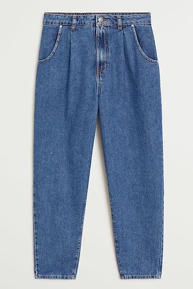 Pantalones vaqueros de talle alto, de Mango (29,99 €)