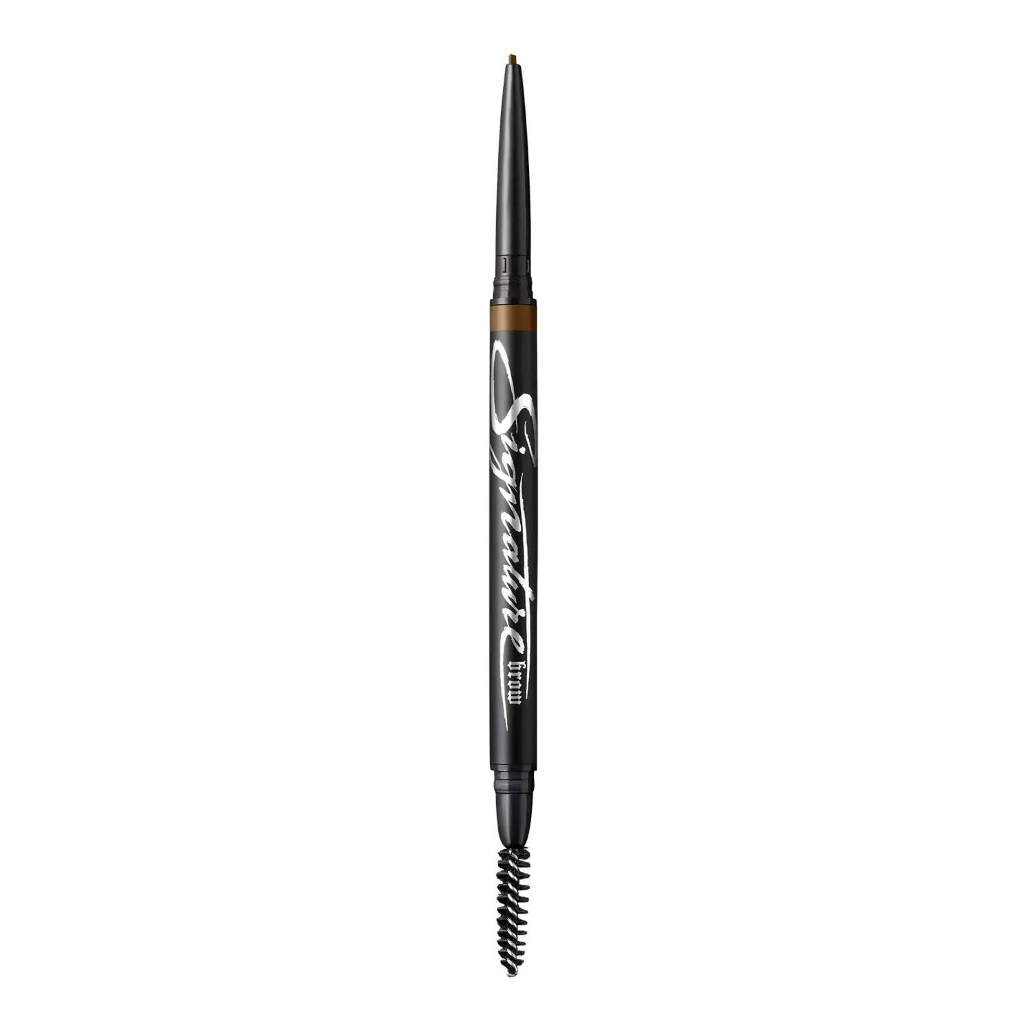 Para unas cejas perfectamente dibujadas, ficha el lápiz de alta precisión Signature Brow de KVD Vegan Beauty. Su punta ultrafino permite crear trazos muy naturales y ligeros y su fórmula pigmentante es de larga duración, waterproof y modulable. En el otro extremo, un cepillo que permite peinar las cejas y difuminar el color de forma fácil. El tono Auburn está rebajado.  Antes: 20,95 euros. Ahora: 6 euros .