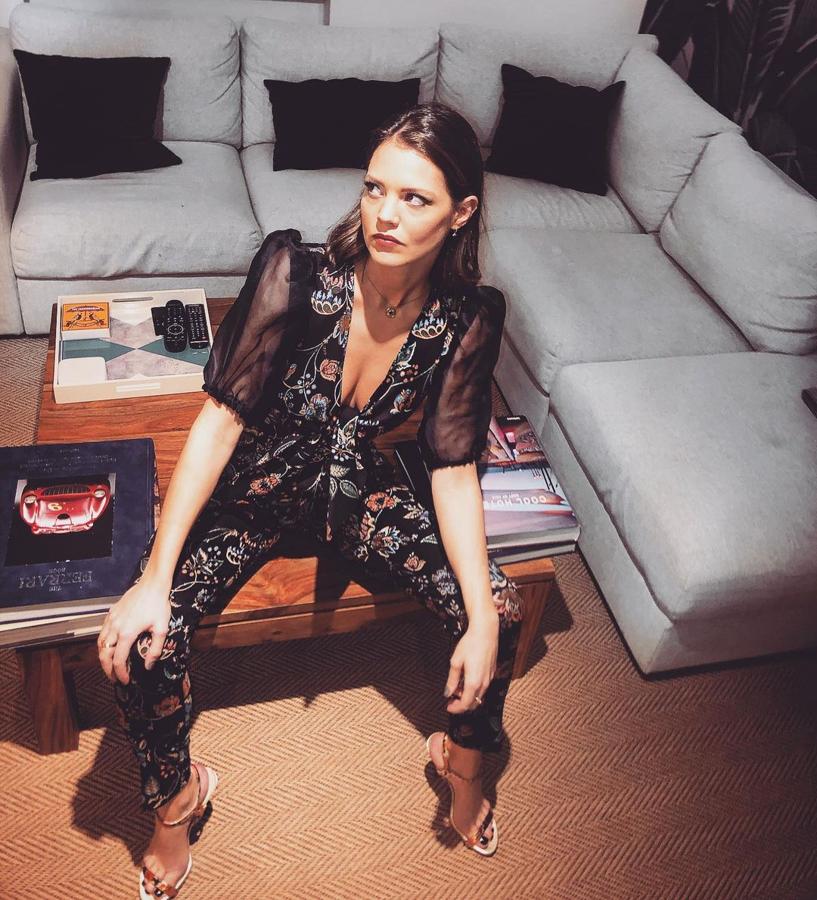 Fotos: El feed de Instagram de Isabelle Junot, hija de Philippe Junot, presagia su futuro como influencer: fotos con su novio, Alvaro Falcó, looks de ensueño y vida healthy