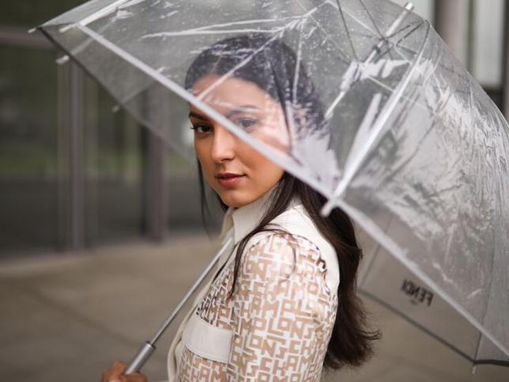 Fotos: Siete máscaras de pestañas resistentes al agua para que la humedad y la lluvia no arruinen tu maquillaje