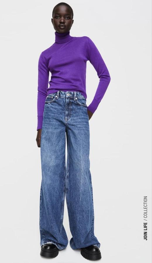 Jersey de punto fino en color morado de Zara, (19,95 euros).
