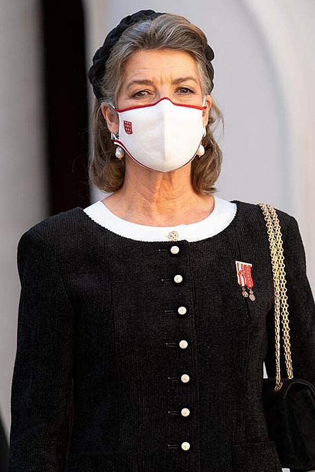 El look de Carolina de Mónaco para asistir a las celebraciones del Día Nacional de Mónaco.