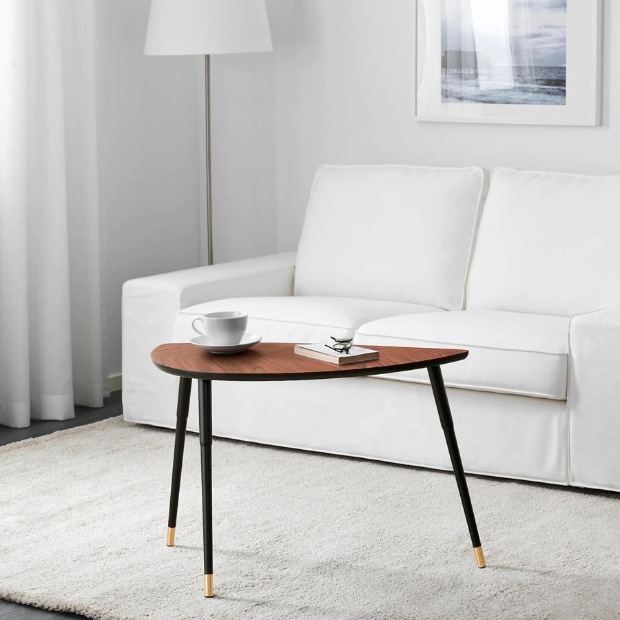 Esta mesa auxiliar de color marrón con chapa de álamo y medidas de 77x 39 centímetros tiene un precio de 50 euros