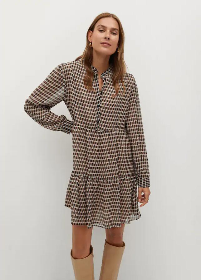 Fotos: 10 vestidos mini desde menos de 30 euros para combinar con botas altas y alargar tus piernas (sin pasar frío)