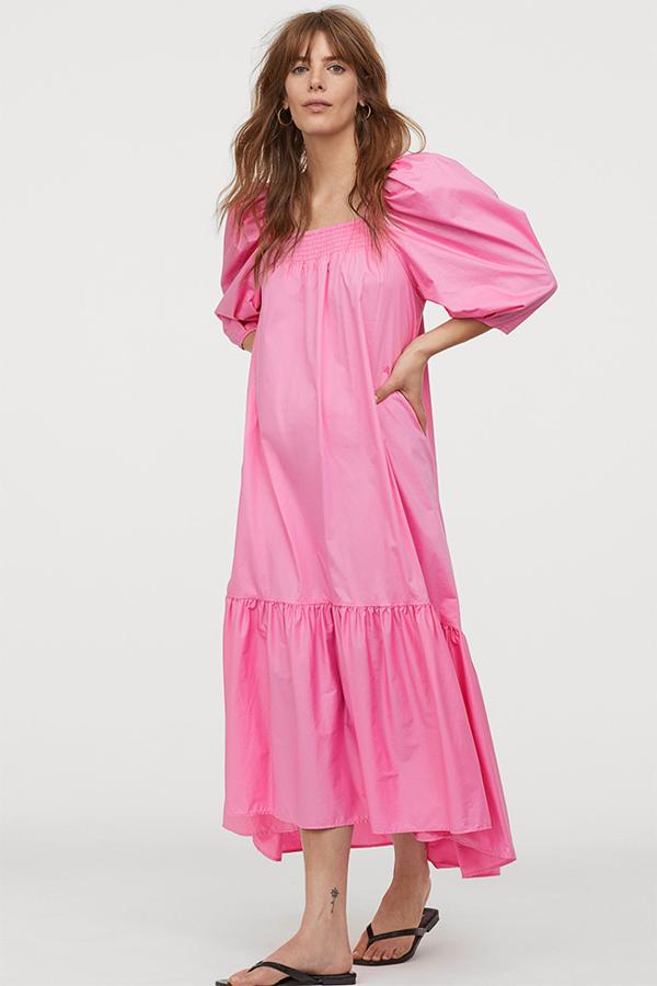 5. El vestido rosa de mangas puffy de H&M.