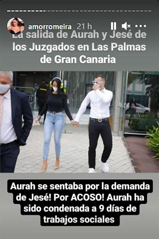 Así salían Aurah y Jesé de los juzgados de la mano.
