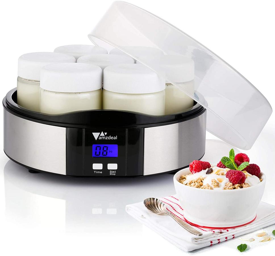Con siete tarros de 200 ml y temporizador de 12 horas, con esta yogurtera de Amzdeal tendrás siempre tus yogures caseros perfectos. Tiene un precio de 24,99 euros.