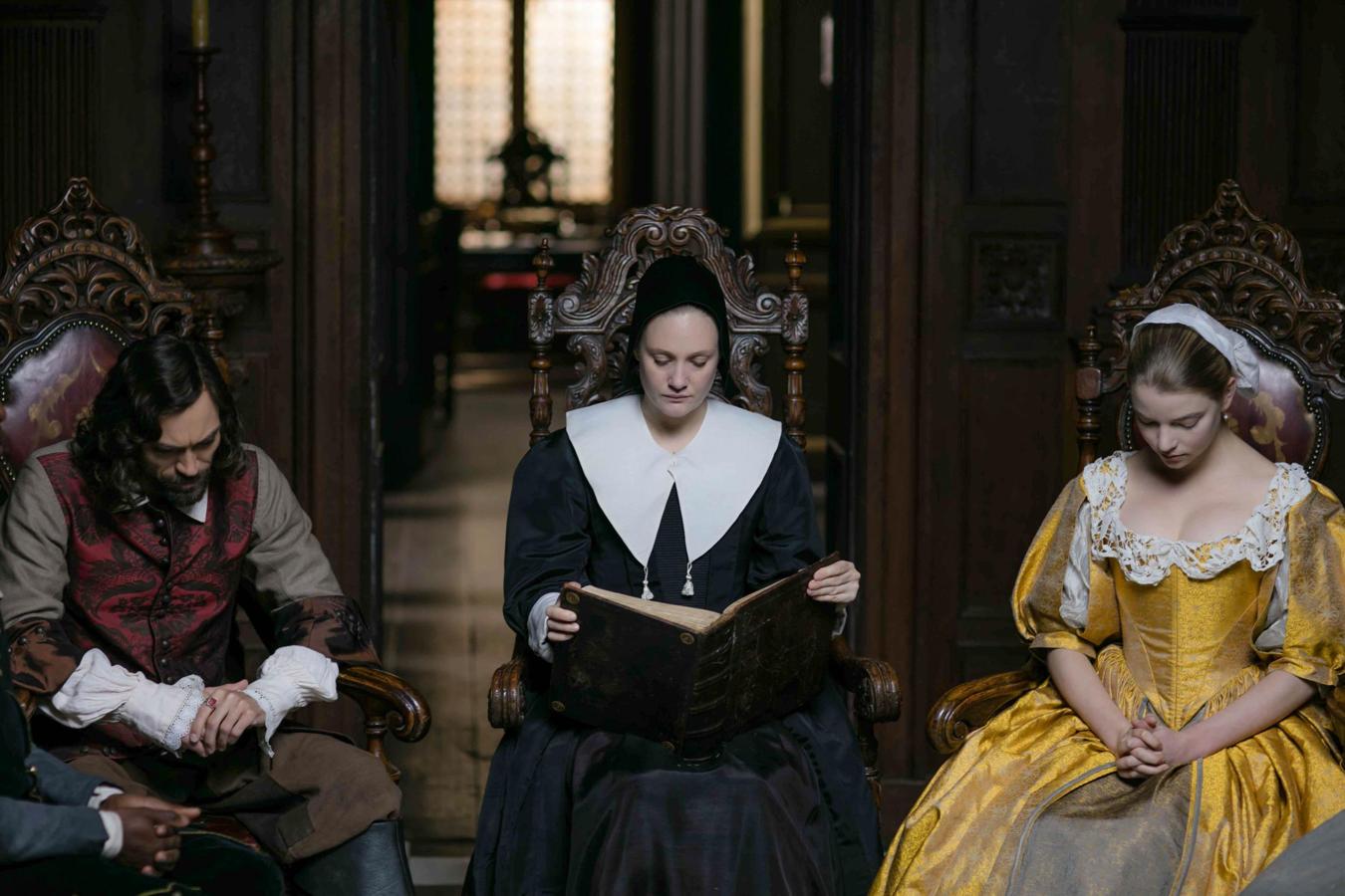 Esta miniserie proporciona al espectador la increíble sensación de estar viendo un cuadro de Vermeer en movimiento. Y, además, sale no solo Anya Taylor-Joy, sino también Romola Garai y Alex Russell, como protagonista masculino atractivísimo pero emocional y físicamente no disponible.