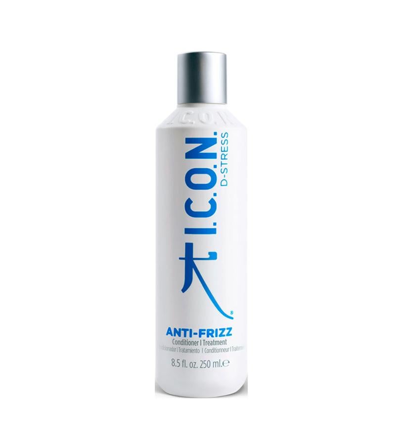 Proporciona los nutrientes necesarios para eliminar el frizz, reducir volumen y combatir las puntas abiertas. También reducela electricidad estática, mejora la facilidad de peinado y hace que el cabello se vea y se sienta sano y brillante.  Anti-frizz Conditioner de I.C.O.N  (32 €).