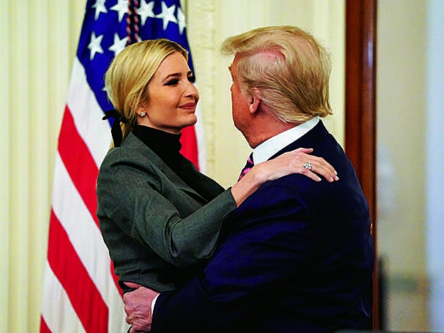 Ivanka con el presidente Trump en la Casa Blanca, hace un año.