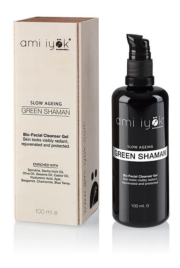 Limpiador facial de uso diario formulado sin jabones ni sulfatos que limpia, desmaquilla, restaura y detoxifica tu piel de Ami Iyök (56 euros).