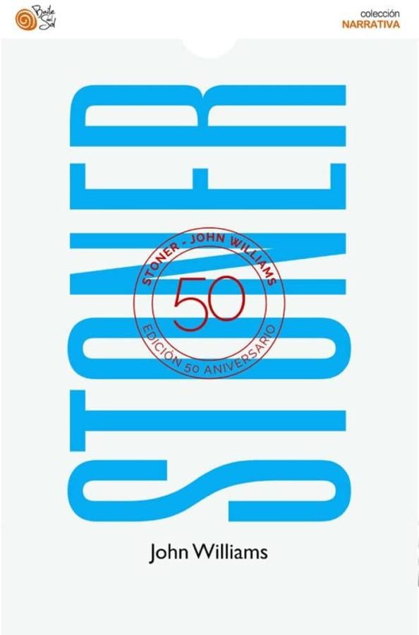 En 2016 Baile del Sol lanzó una edición especial 50 aniversario de esta maravillosa obra que, desde ya avisamos, se lee de manera adictiva y se acaba con una sensación de melancolía. Stoner muestra lo épica que puede llegar a ser la vida de la 'gente normal' a través de su protagonista, William Stoner. "Se trata simplemente de una novela sobre un tipo que va a la universidad y se convierte en un maestro. Pero es una de las cosas más fascinantes que jamás he encontrado", opinó Tom Hanks a propósito. El actor quiso adaptar al cine este libro, pero el proyecto cambió de manos y de momento no tiene fecha de estreno, aunque sí protagonista y director: Casey Affleck y Joe Wright.