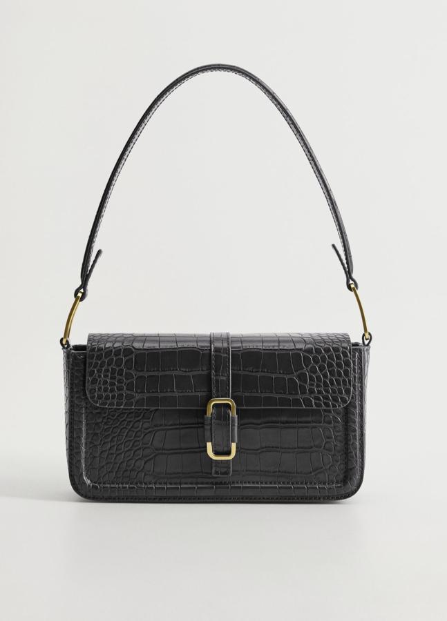 Con diseño baguette y de efecto cocodrilo de color corto, este bolso de asa corta y cierre metálico de imán ahora tiene un precio de 12,99 euros.