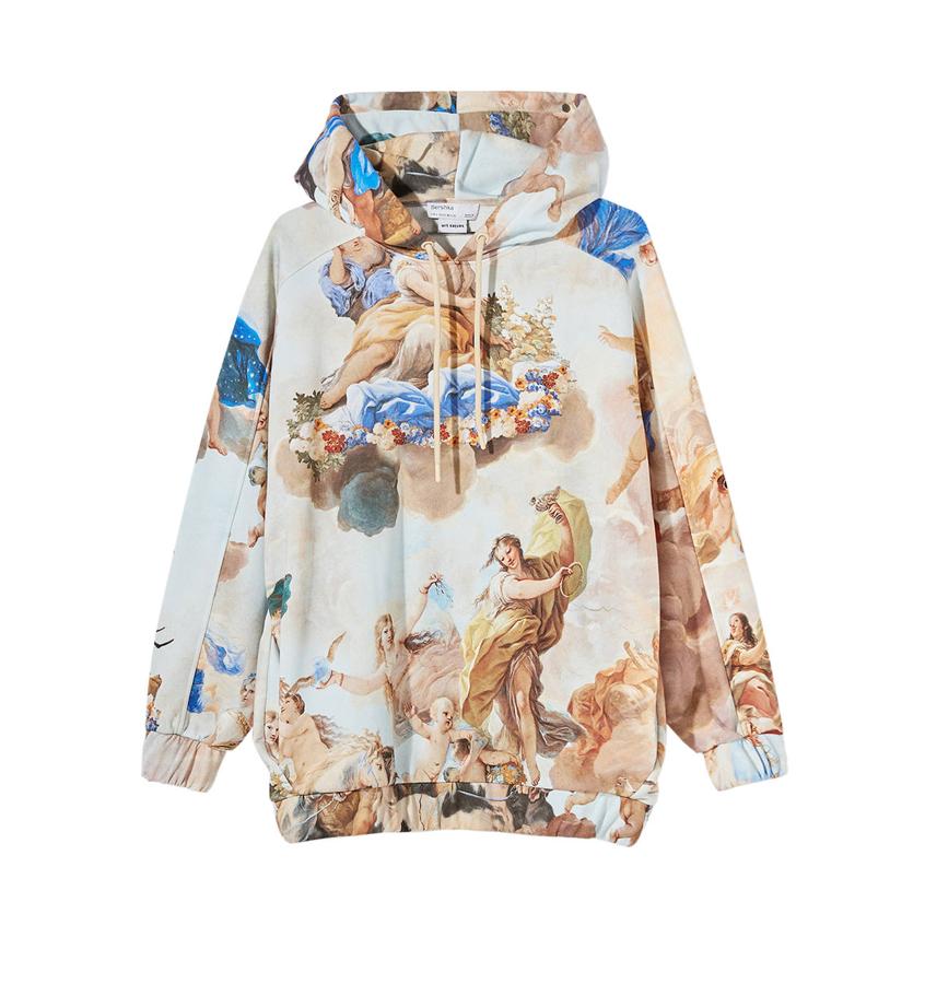 Sudadera de algodón estampada con capucha de la colección Art Series, de Bershka (29,99 €).