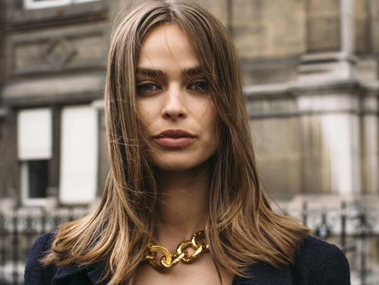 Fotos: Los mejores champús para pelo graso para espaciar lavados y presumir de pelo suelto y limpio durante más tiempo