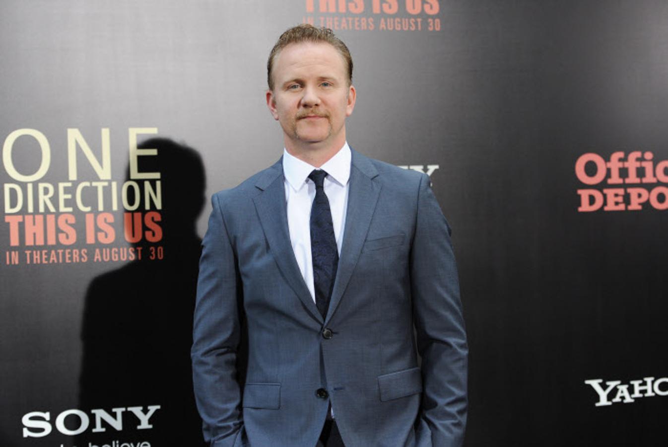 El documentalista Morgan Spurlock saltó a la fama por Super Size me, un documental en el que se alimentaba solo con comida basura para comprobar en carnes propias los efectos sobre la salud de este tipo de alimentación. Poco más sabíamos de él hasta que en 2017 confesó en una carta pública que “era parte del problema”. El director abandonó su productora en cuanto confesó que mantenía una conducta sexual inapropiada desde la universidad que incluía infidelidad a sus parejas, acoso sexual y comentarios sexistas.