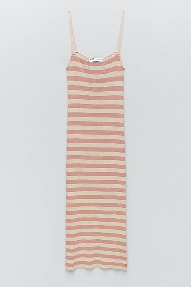 De efecto súper favorecedor, este vestido se amolda perfectamente a tus curvas ofreciendo comodidad total