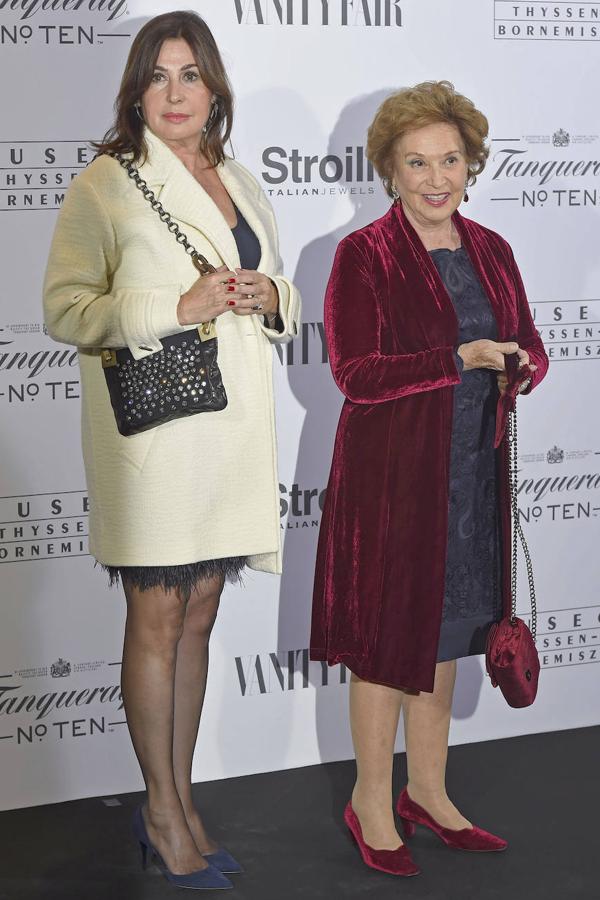 Carmen y su madre, Carmen Franco, han estado siempre muy unidas. En los últimos años iban siempre juntas a todos los eventos. Para Carmen la enfermedad de su madre a la que diagnosticaron un cáncer terminal en 2017 y su posterior muerte a los pocos meses, fue un revés muy grande. La nieta de Franco reconocía días después a los medios que su madre había tenido una vida plena.