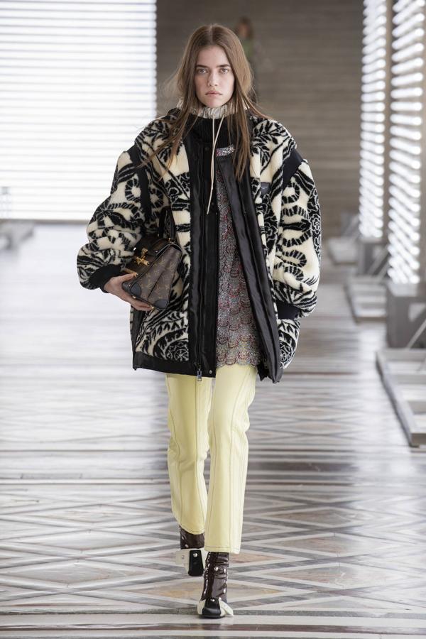 Desfile o/i 2021-22 de Louis Vuitton