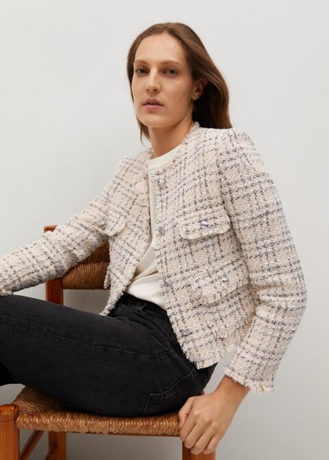 Chaqueta corta con estampado de cuadros de la nueva colección de Mango (59,99 euros)