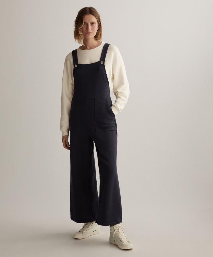 Pero en tejido vaquero de la nueva colección de Oysho (35,99 euros)