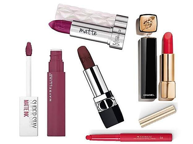 Maybelline New York Superstay Matte Ink, tono Path Finder (9,99 €). It Cosmetics Barra de labios Pillow Lips, en tono Gaze Matte (24,95 €). Kiko Milano Labial Mood Boost You Make Me Matte en tono 04 (9,99 €). dior Barra de labios Rouge, en tono 886 Enigmatic (41 €). Chanel Barra de labios Rouge Allure Velvet Le Lion, en tono Rouge Audacieux (41 €