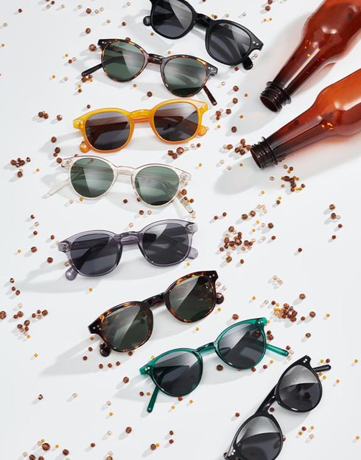 Unas gafas de sol hechas con botellas recicladas, como las de Meller (cpv).