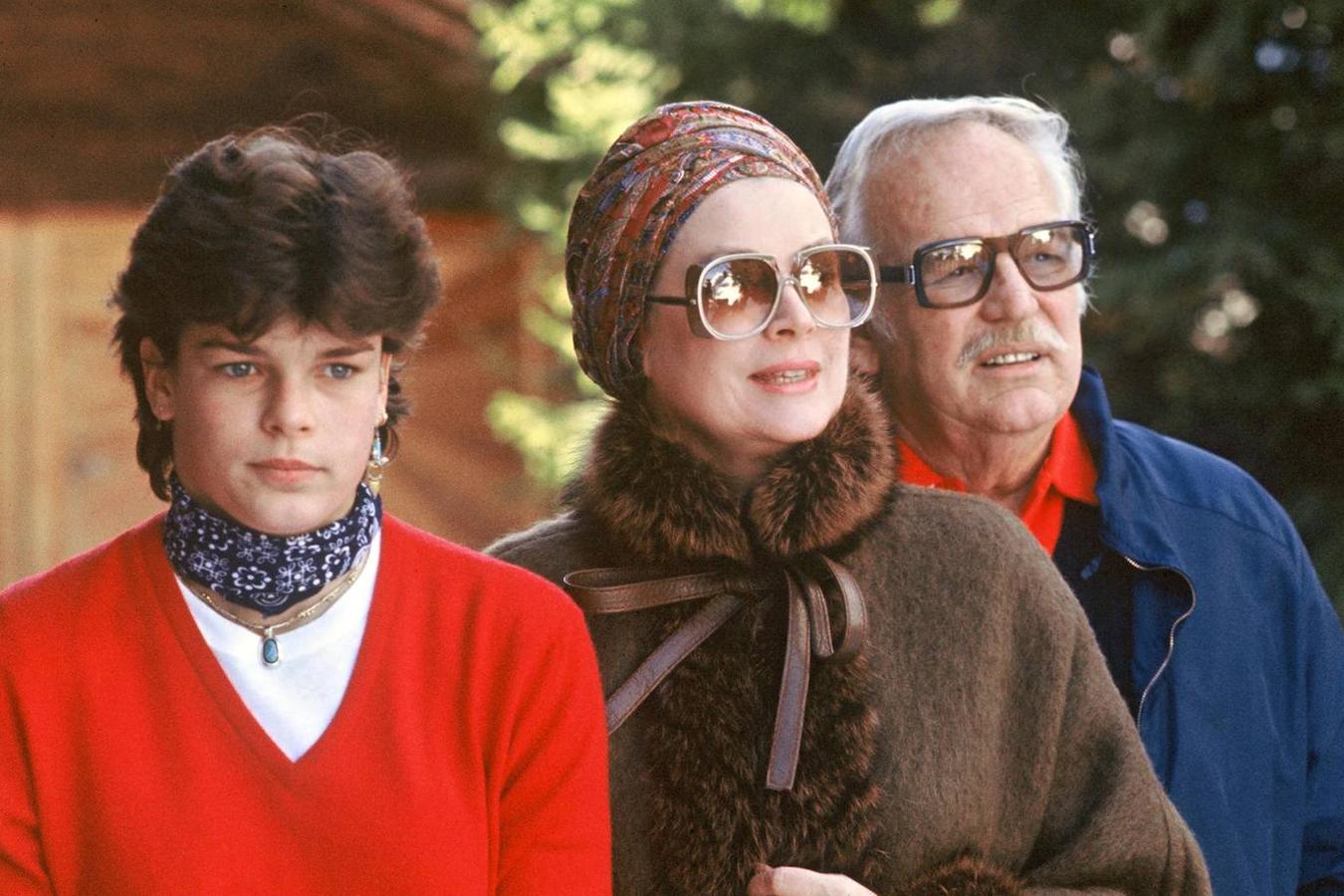 En septiembre de 1982, Estefanía y su madre volvían de su granja en Rocagel cuando tuvieron un accidente que le costó la vida a la princesa Grace Kelly. Durante mucho tiempo se rumoreó que era la princesa Estefanía quien conducía el vehículo. Ese accidente hizo que la familia viviera en un profundo dolor el resto de sus vidas.