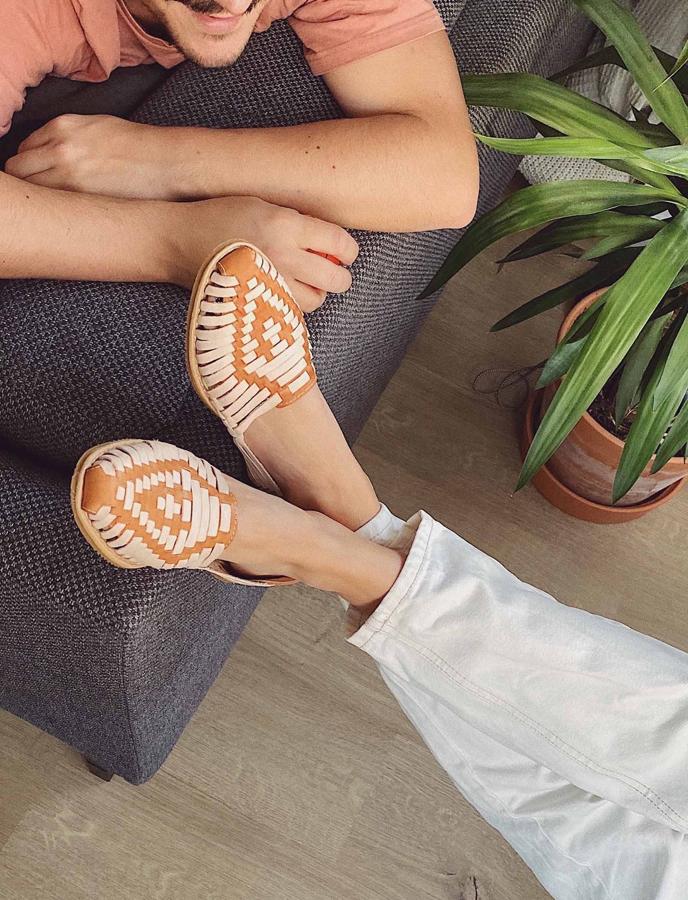 Unos  zapatos planos cómodos y abiertos  (Mexas, 64.50 euros)