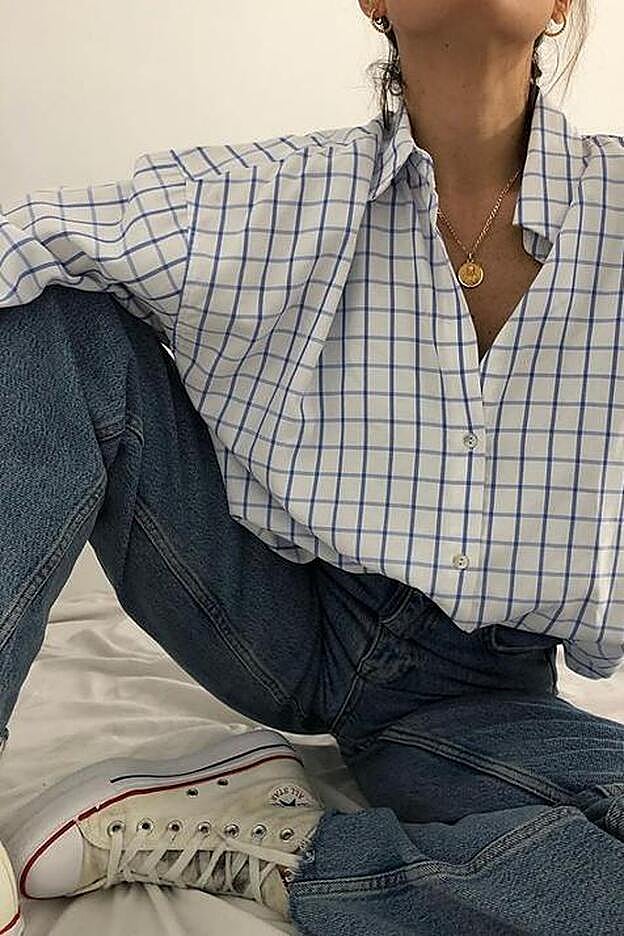 Camisa con estampado de cuadros de la nueva colección de primavera de Zara (22,99 euros)